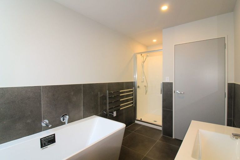 Photo of property in 25/6 Bushland Grove, Paparangi, Wellington, 6037