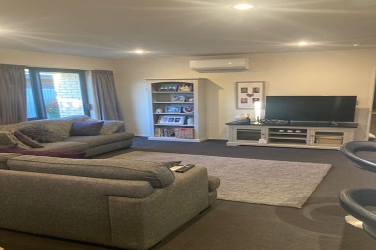 Photo of property in 93 Caulfield Avenue, Halswell, Christchurch, 8025