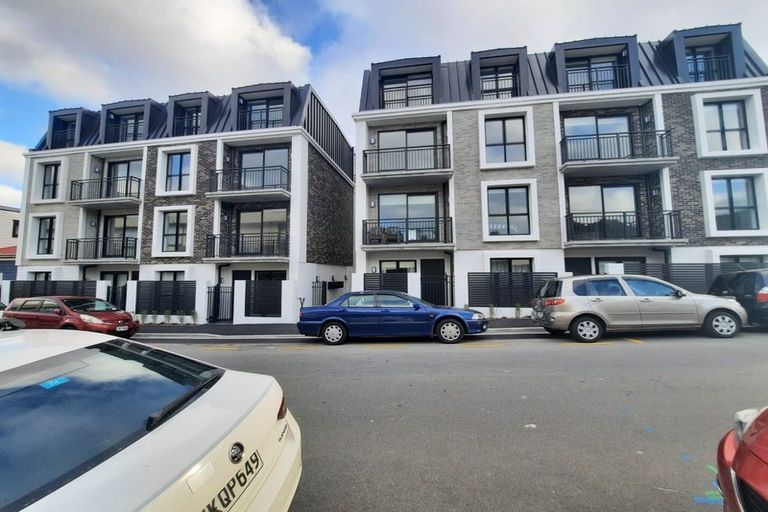 Photo of property in 4/11f Newtown Avenue, Newtown, Wellington, 6021