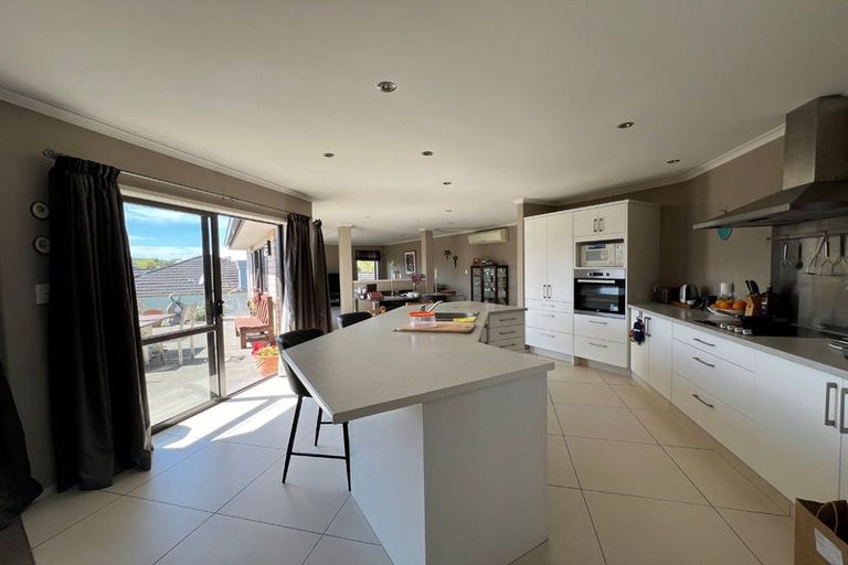 Photo of property in 112 Rowesdale Drive, Ohauiti, Tauranga, 3112