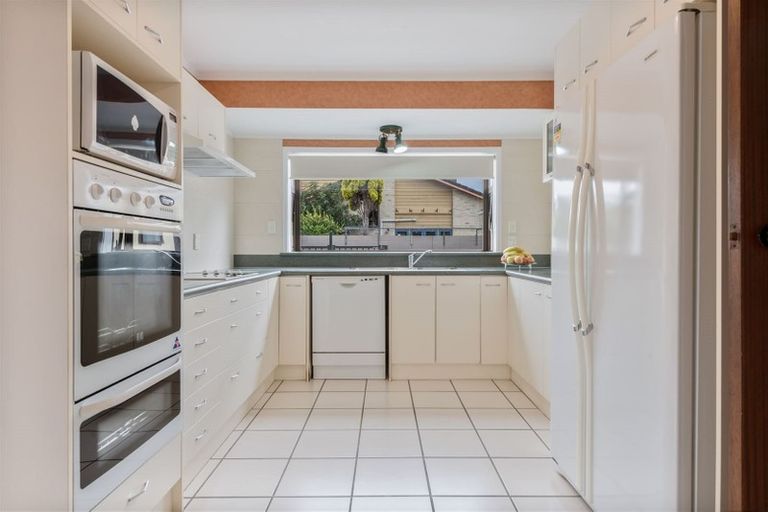 Photo of property in 13 Pukeko Place, Papatoetoe, Auckland, 2025
