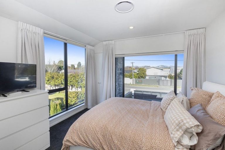 Photo of property in 475 Ilam Road, Bryndwr, Christchurch, 8052