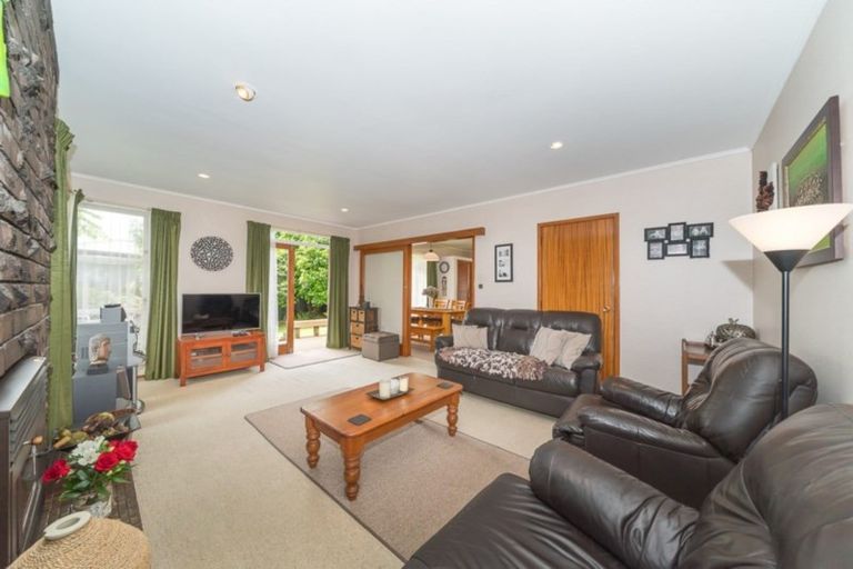 Photo of property in 1 College Street, Awapuni, Palmerston North, 4412