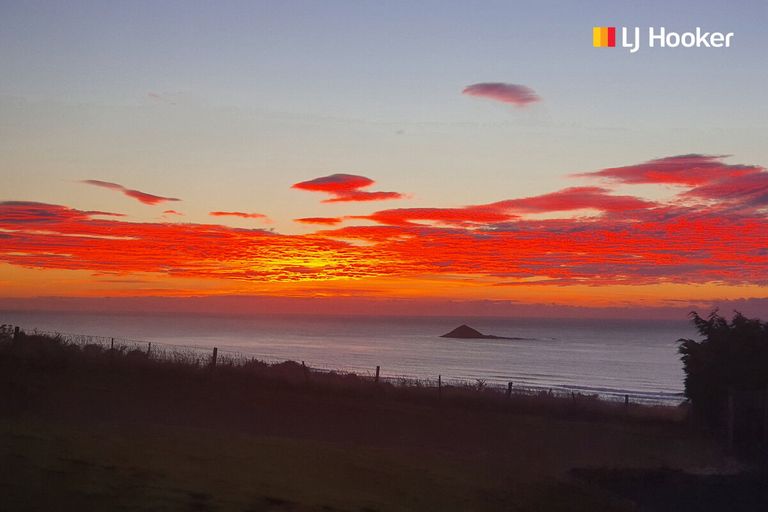 Photo of property in 25 Kayforce Road, Ocean View, Dunedin, 9035