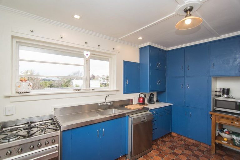 Photo of property in 76 Le Cren Street, Seaview, Timaru, 7910