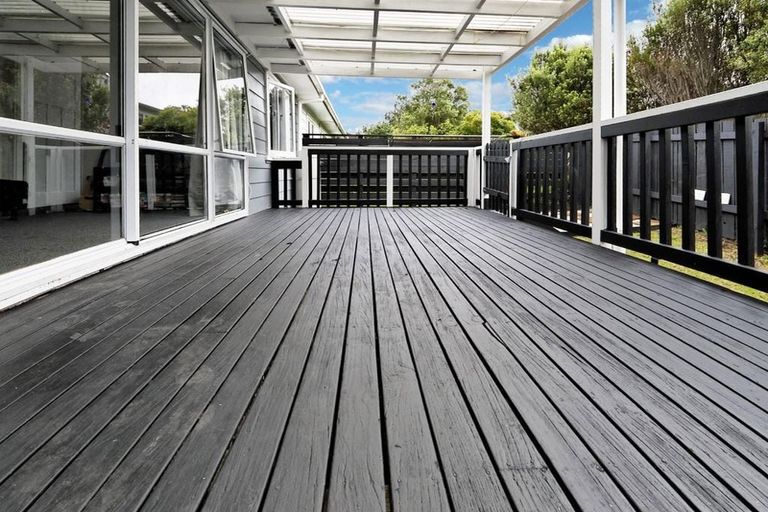 Photo of property in 4/54 View Road, Henderson, Auckland, 0612