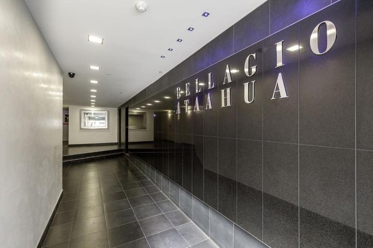 Photo of property in Bellagio Apartments, 3c/39 Taranaki Street, Te Aro, Wellington, 6011