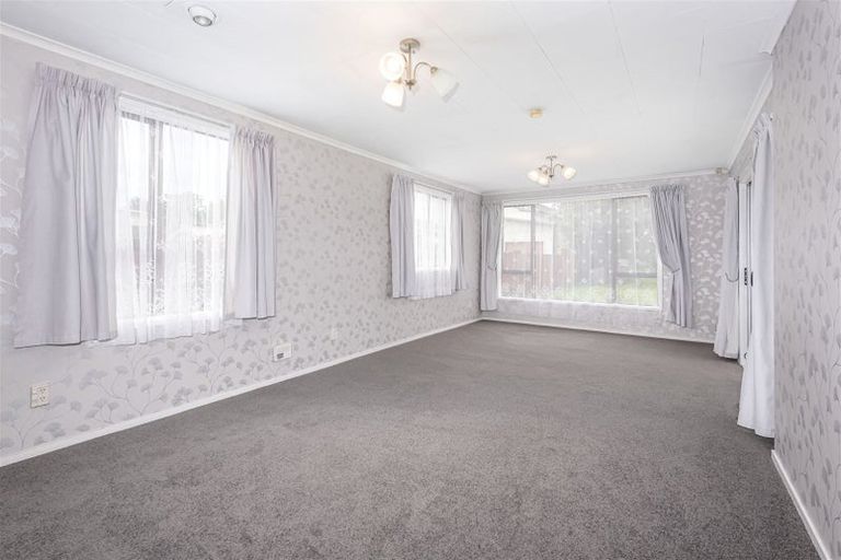 Photo of property in 106 Mackworth Street, Woolston, Christchurch, 8062