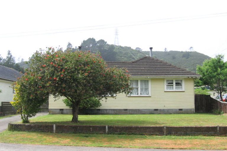 Photo of property in 49 Black Beech Street, Birchville, Upper Hutt, 5018