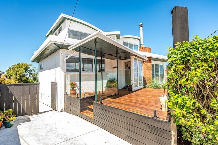 Photo of property in 7 Tower Crescent, Durie Hill, Whanganui, 4500