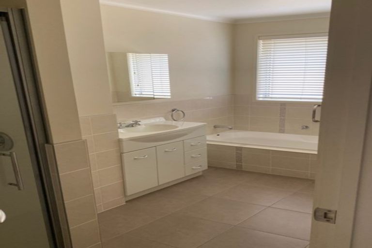 Photo of property in 83 Karamea Street, Whalers Gate, New Plymouth, 4310