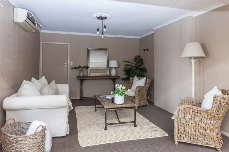 Photo of property in 15 Hounslow Street, Ilam, Christchurch, 8041