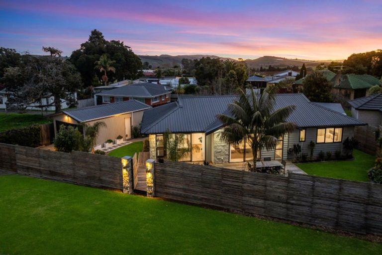 Photo of property in 9 Saint Johns Avenue, Tuakau, 2121