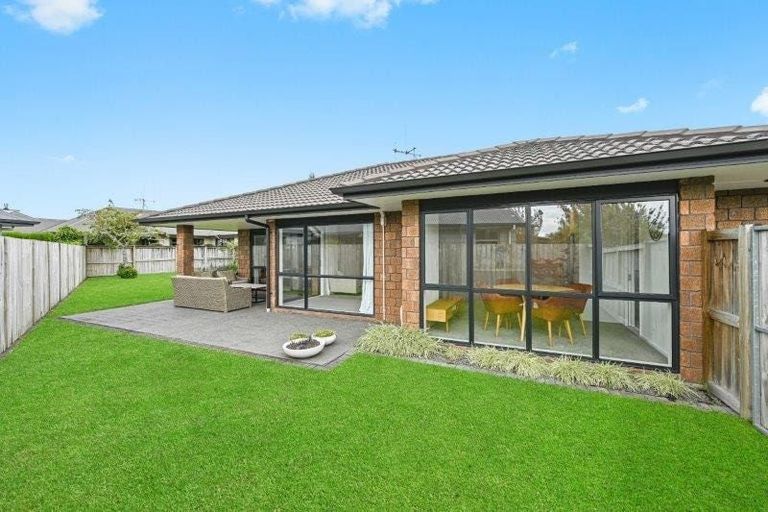 Photo of property in 5 Winslow Court, Huntington, Hamilton, 3210