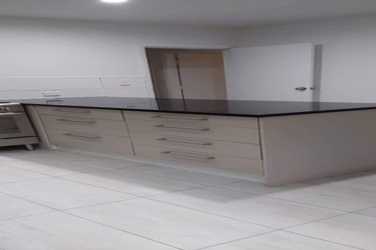 Photo of property in 35 Kotari Road, Days Bay, Lower Hutt, 5013