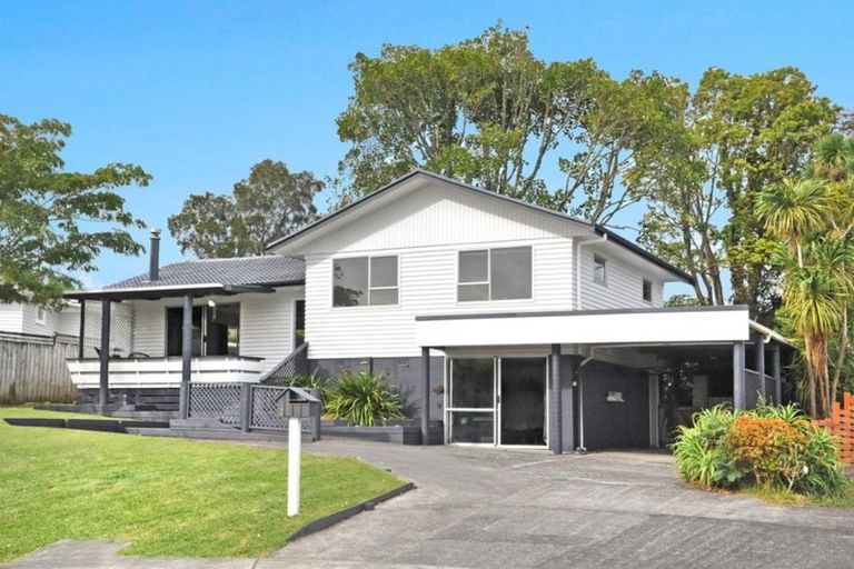 Photo of property in 28 Choice Avenue, Henderson, Auckland, 0612