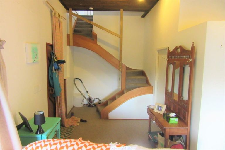 Photo of property in 52 Milne Terrace, Island Bay, Wellington, 6023