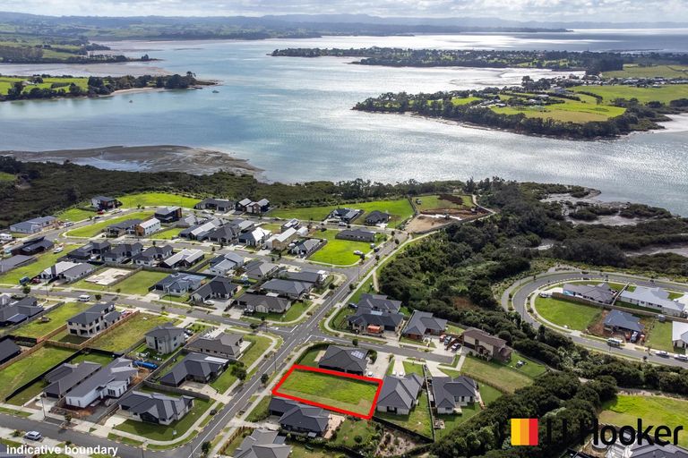 Photo of property in 18 Dame Nganeko Drive, Glenbrook, 2681