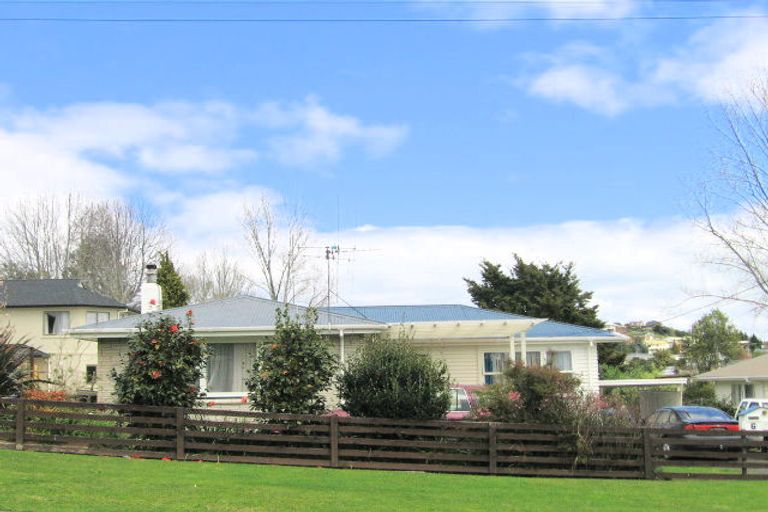 Photo of property in 6 Crombie Street, Bellevue, Tauranga, 3110