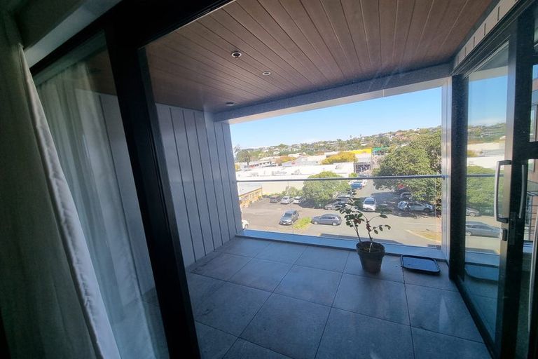 Photo of property in The Victor, 309/4 Bute Road, Browns Bay, Auckland, 0630