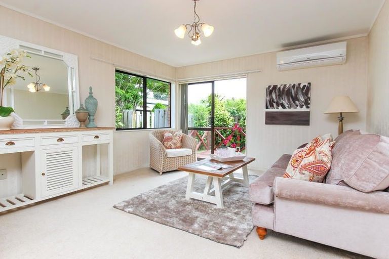 Photo of property in 1/47 Miro Street, New Lynn, Auckland, 0600