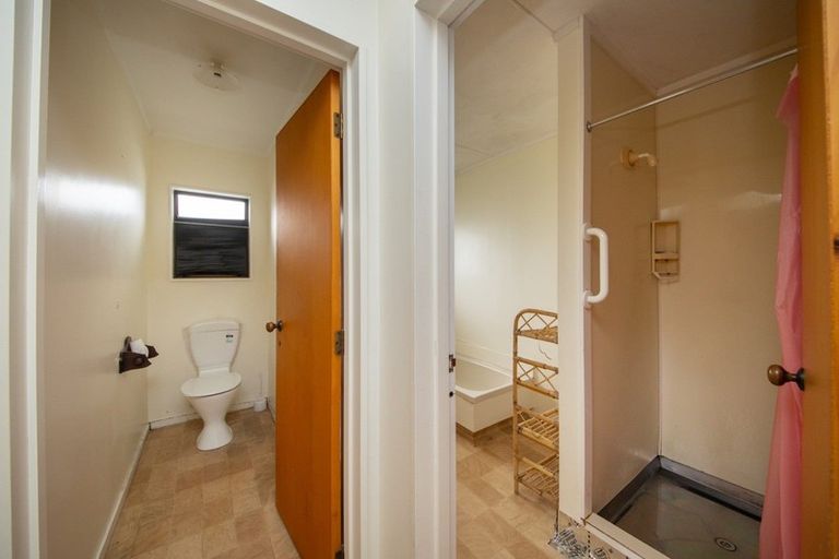 Photo of property in 42 Monckton Street, Feilding, 4702