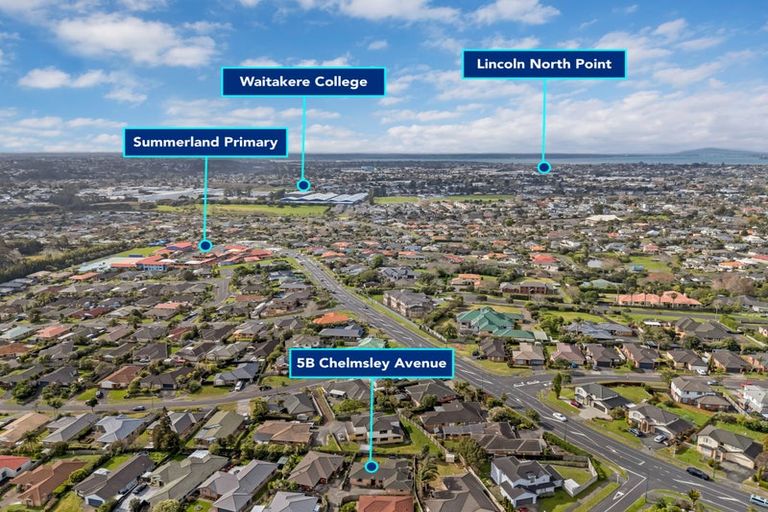 Photo of property in 5b Chelmsley Avenue, Henderson, Auckland, 0612