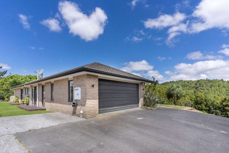 Photo of property in 797 Ponga Road, Opaheke, Papakura, 2584
