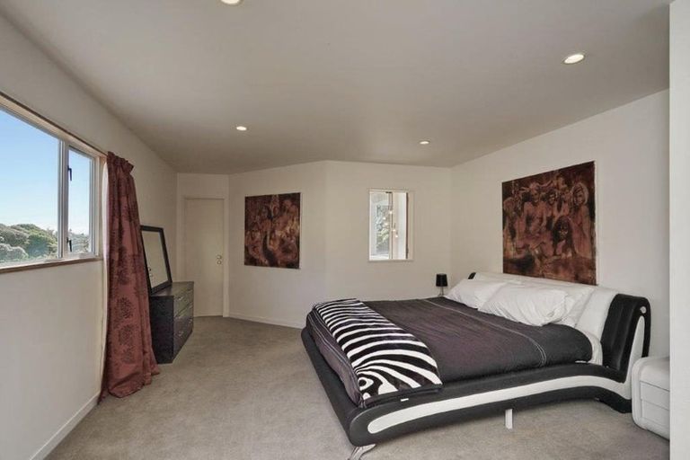 Photo of property in 114 Mccormacks Bay Road, Mount Pleasant, Christchurch, 8081