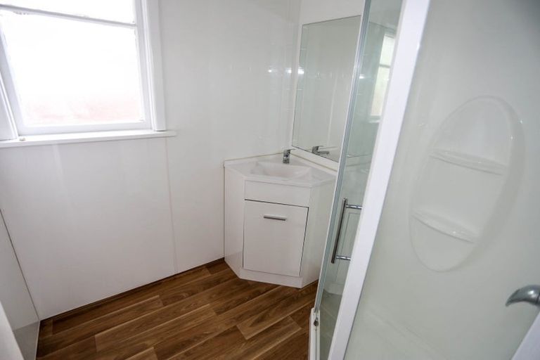 Photo of property in 12 Haslett Place, Upper Riccarton, Christchurch, 8041