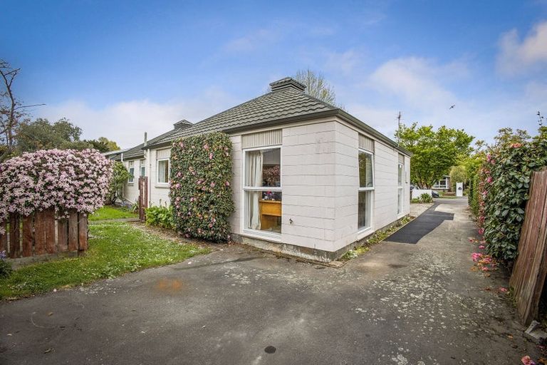 Photo of property in 3 Newbridge Place, Ilam, Christchurch, 8041