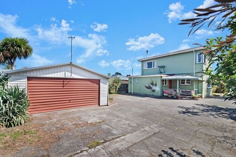 Photo of property in 270 Wainoni Road, Aranui, Christchurch, 8061