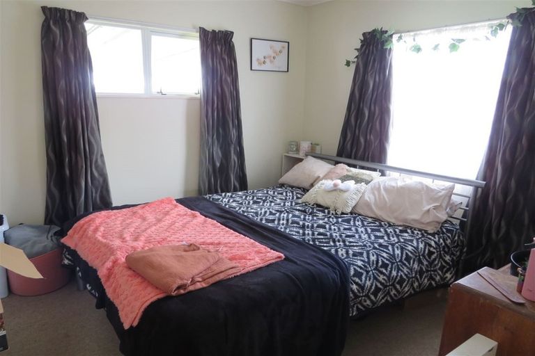 Photo of property in 18a Shortt Street, Foxton Beach, Foxton, 4815