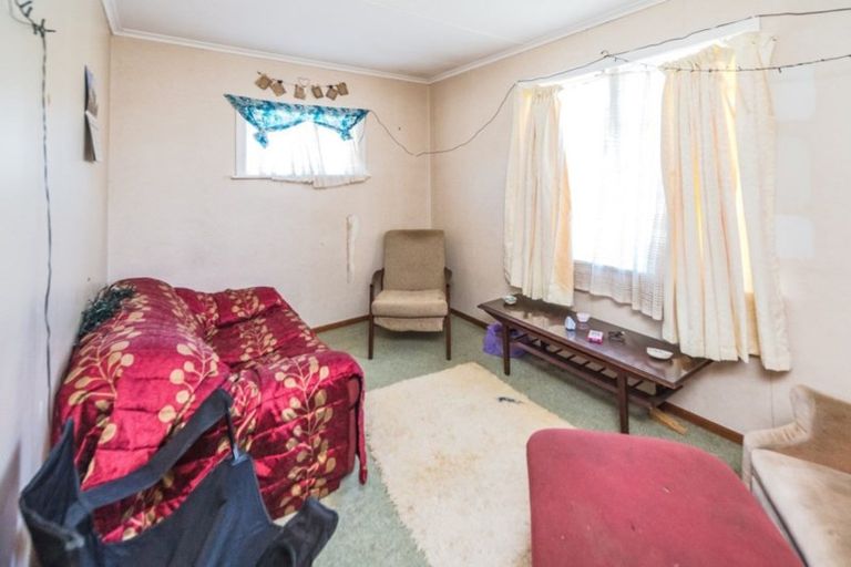 Photo of property in 45 Thatcher Street, Castlecliff, Whanganui, 4501