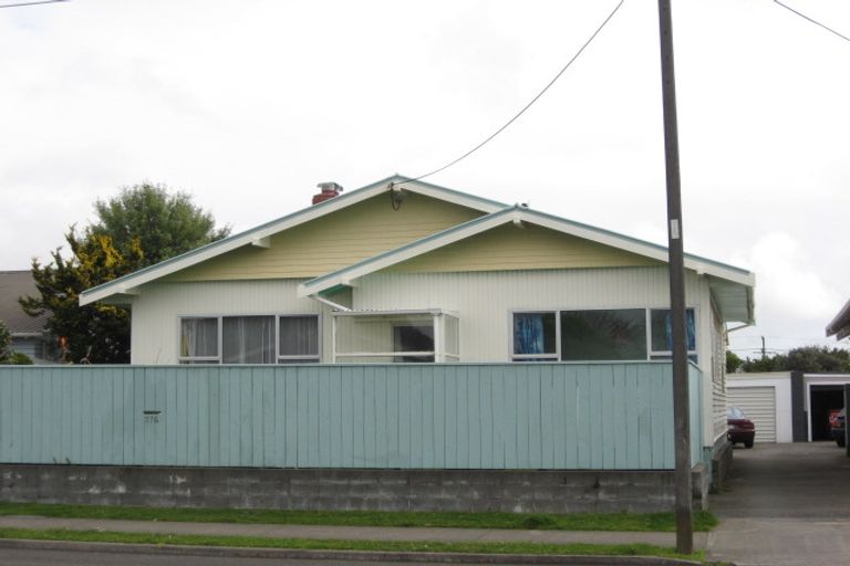 Photo of property in 176 Carrington Street, Lower Vogeltown, New Plymouth, 4310
