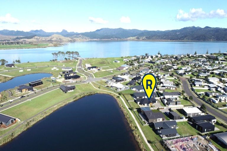 Photo of property in 126 Ngaio Drive, Matarangi, Whitianga, 3592