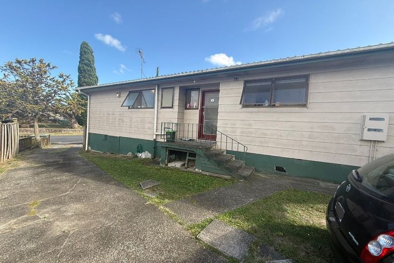 Photo of property in 11 Limond Street, Randwick Park, Auckland, 2105