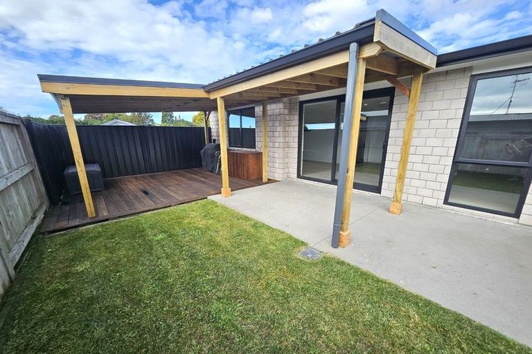 Photo of property in 12 Massee Way, Te Puke, 3119
