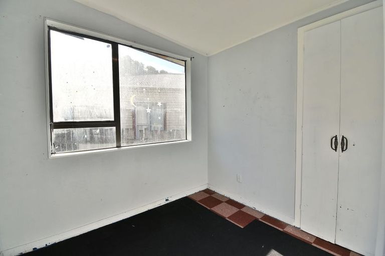 Photo of property in 96 South Road, The Glen, Dunedin, 9011