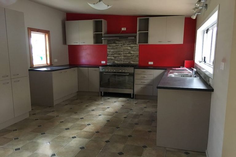 Photo of property in 66 Queen Street West, Levin, 5510