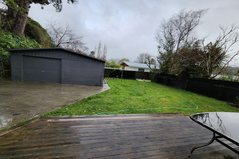 Photo of property in 5 Whangakoko Grove, Birchville, Upper Hutt, 5018