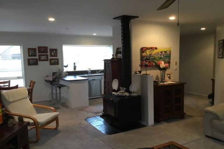 Photo of property in 51 Skerten Avenue, Hornby, Christchurch, 8042