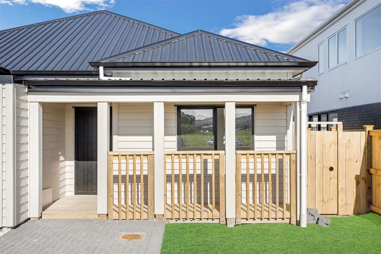 Photo of property in 34b Hari Road, Karaka, 2113