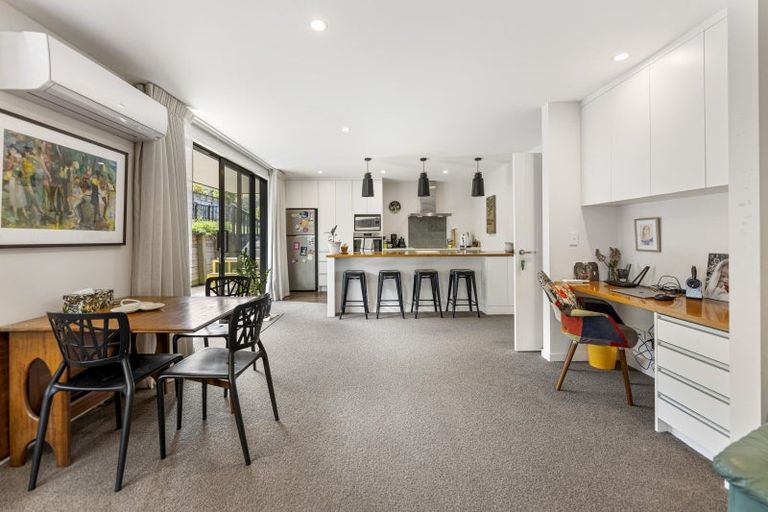 Photo of property in 22 Glendermid Close, Sawyers Bay, Port Chalmers, 9023