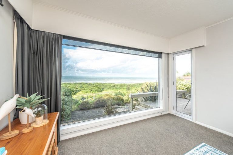 Photo of property in 115a Karaka Street, Castlecliff, Whanganui, 4501