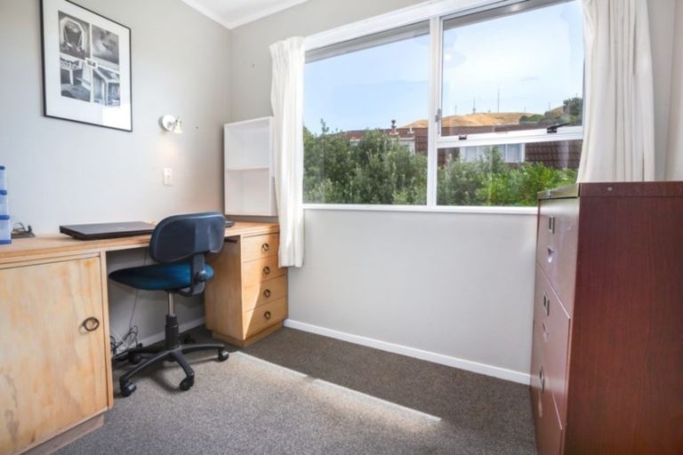 Photo of property in 8 Kotipu Place, Pukerua Bay, 5026