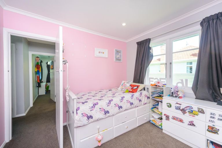 Photo of property in 921 Upper Main Street, Roslyn, Palmerston North, 4414