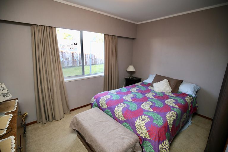 Photo of property in 27 English Street, St Andrews, Hamilton, 3200