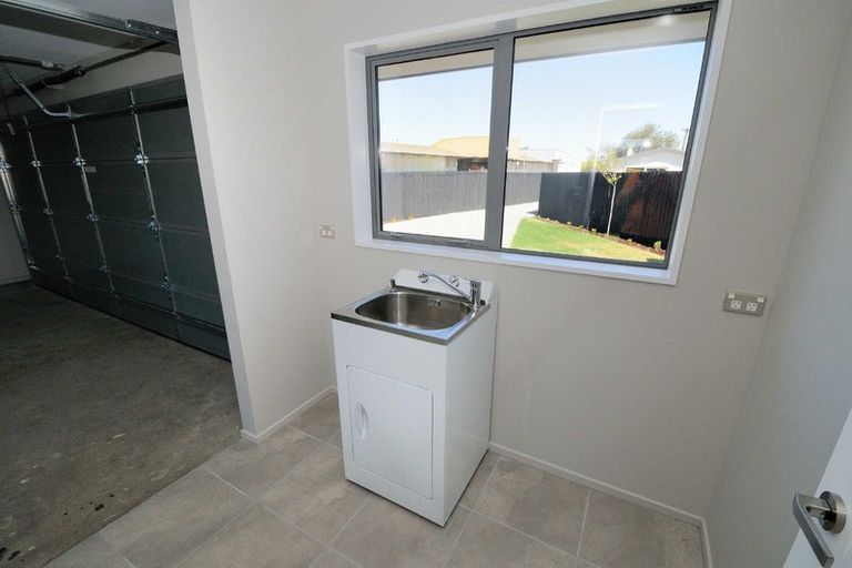 Photo of property in 53 Richill Street, Belfast, Christchurch, 8051