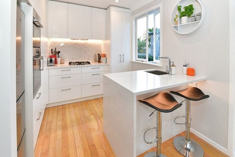 Photo of property in 57 Rosedale Road, Pinehill, Auckland, 0632